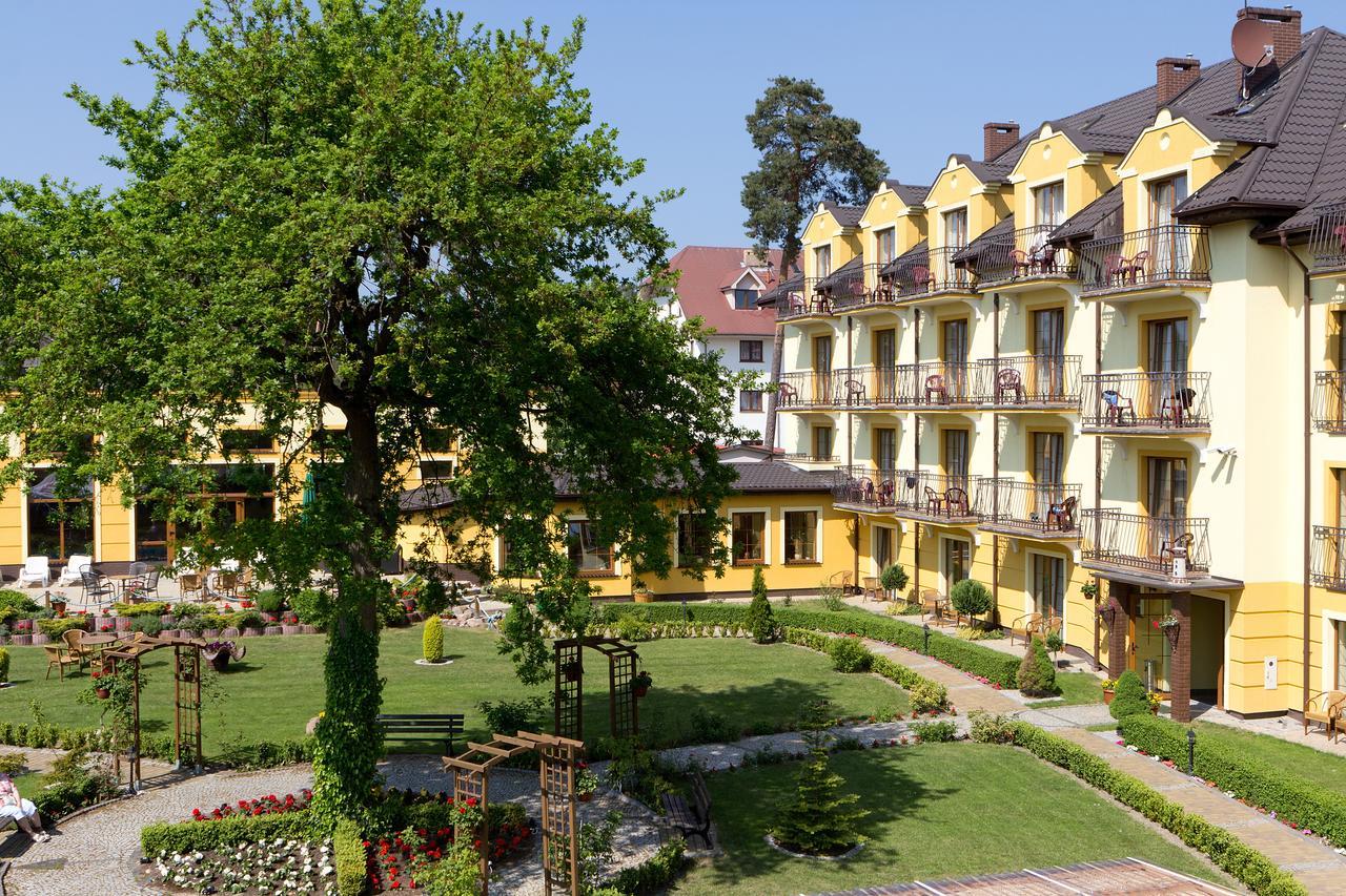 Jantar-Spa Kompleks Wypoczynkowo-Rehabilitacyjny นีคอร์เซ ภายนอก รูปภาพ
