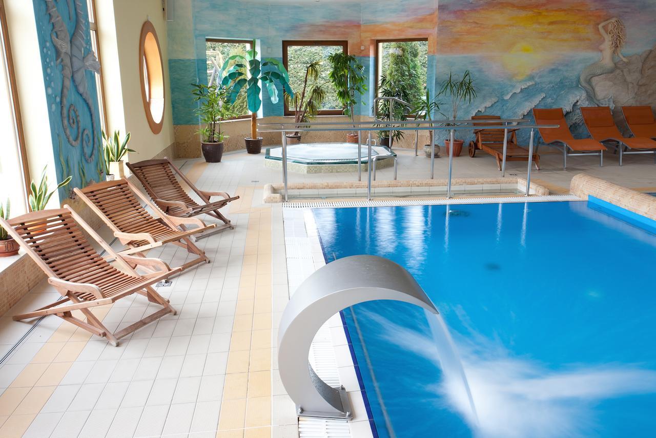Jantar-Spa Kompleks Wypoczynkowo-Rehabilitacyjny นีคอร์เซ ภายนอก รูปภาพ