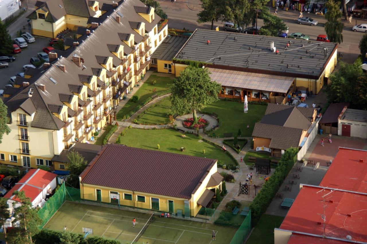 Jantar-Spa Kompleks Wypoczynkowo-Rehabilitacyjny นีคอร์เซ ภายนอก รูปภาพ