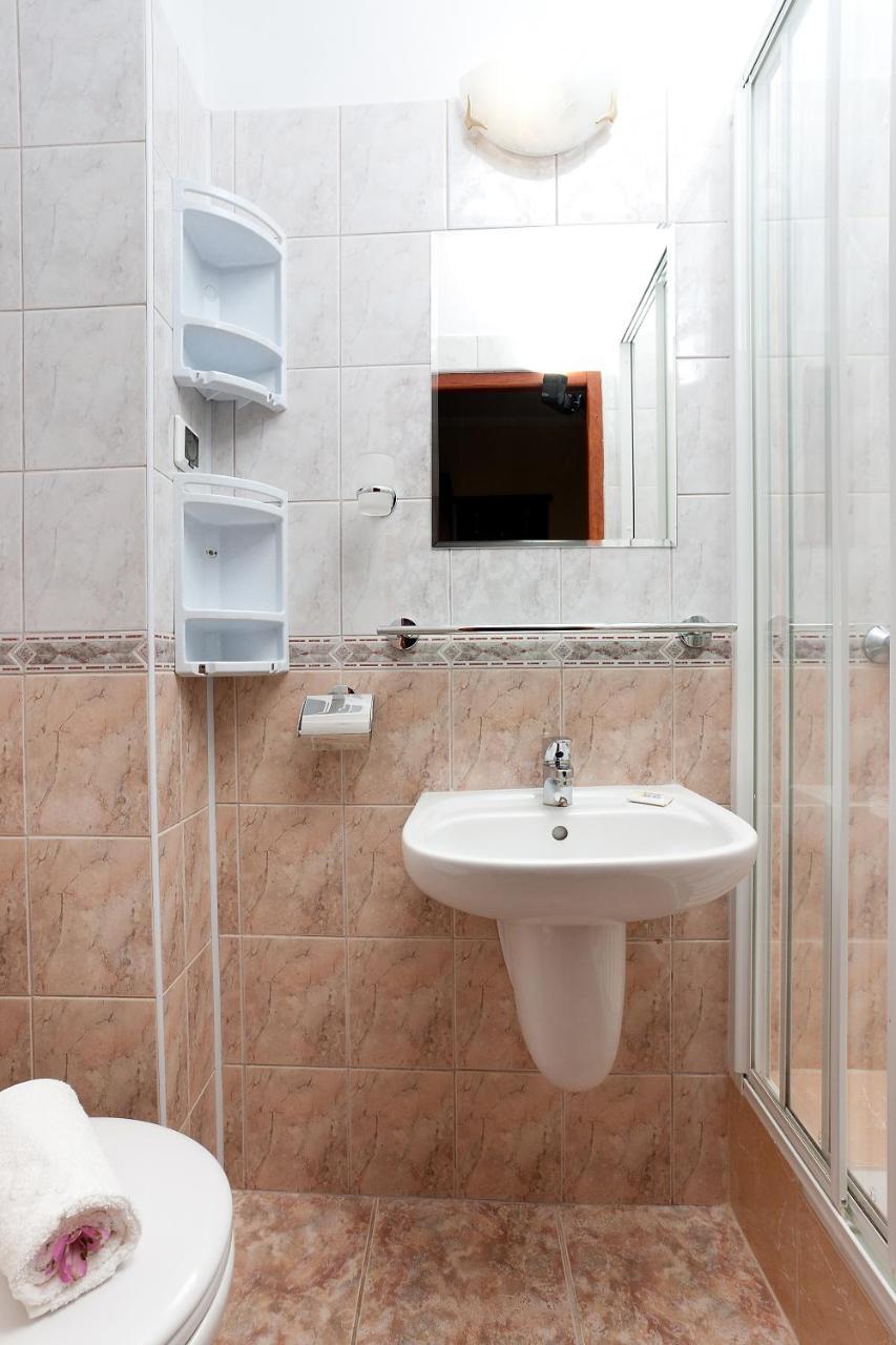 Jantar-Spa Kompleks Wypoczynkowo-Rehabilitacyjny นีคอร์เซ ภายนอก รูปภาพ